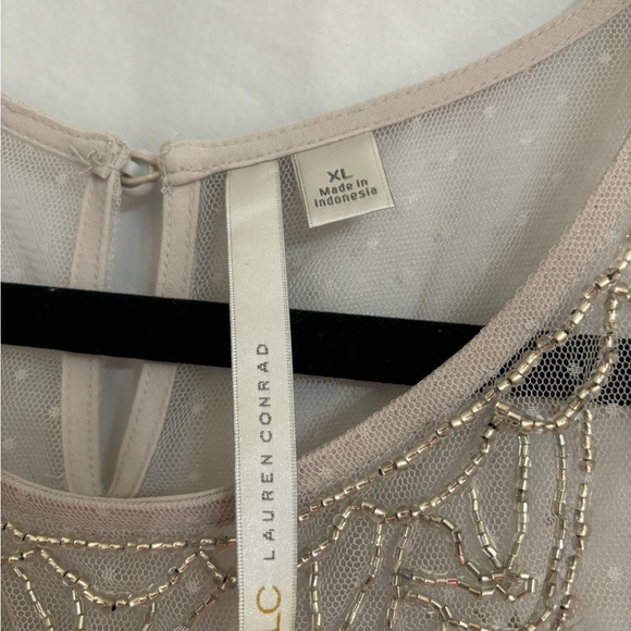 Gorgeous Tank - Picture 4 of 4